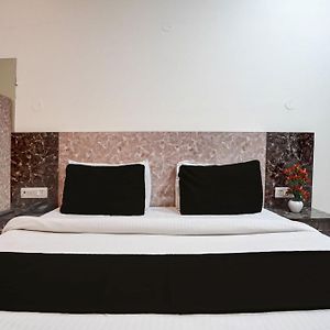 Hotel Gs Near Delhi Airport For Family And International Guests